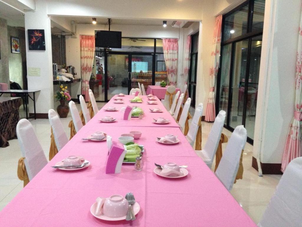 Pornsiri Hotel Sisaket Exterior foto